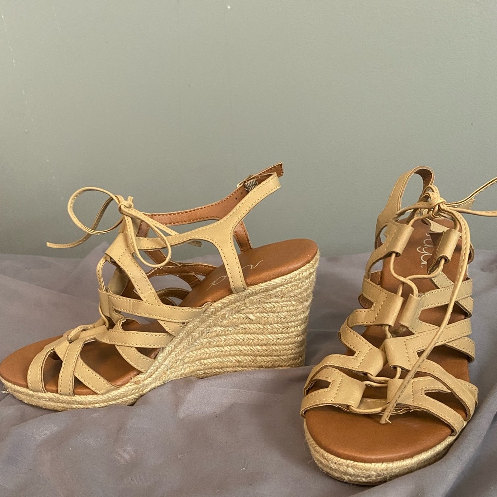 Wedge sandals